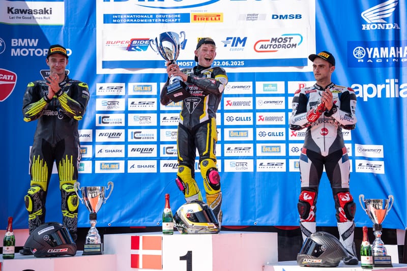 Skarp tilbagekomst for Oliver Svendsen i IDM Sportbike – Pole, banerekord og sejr på Autodrom Most!
