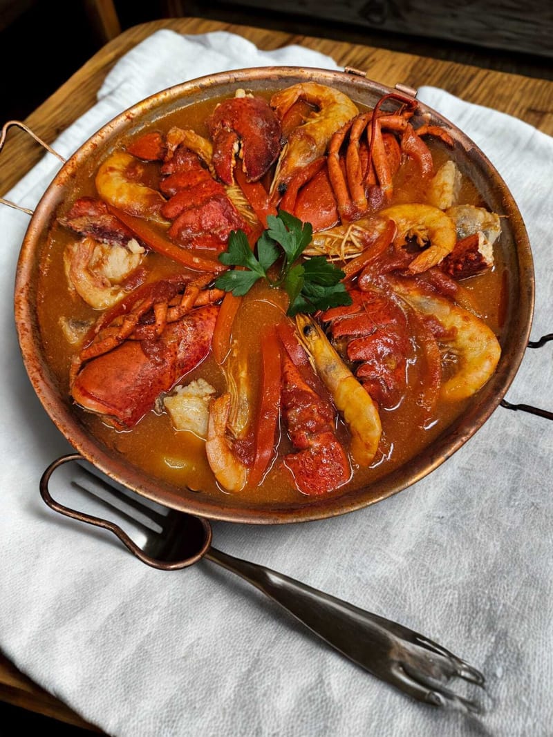Cataplana de Tamboril com Marisco