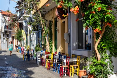 A Guide for Travelers Looking to Join a Tour in Greece