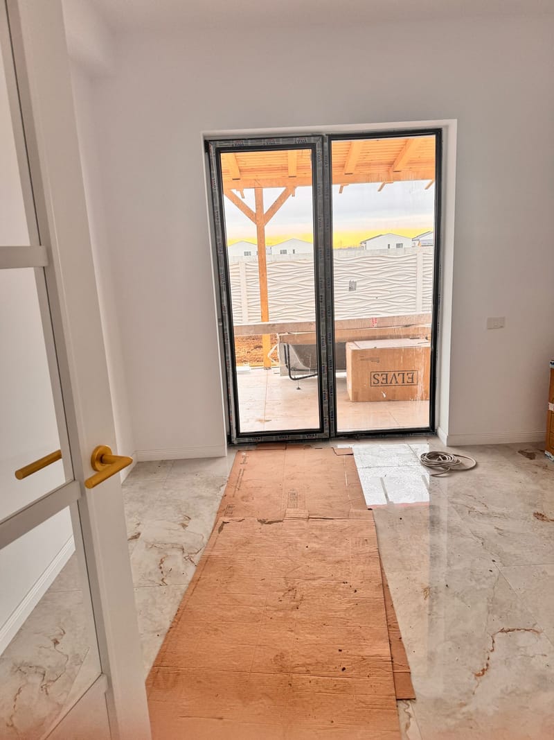 Galerie poze portofoliu post constructor