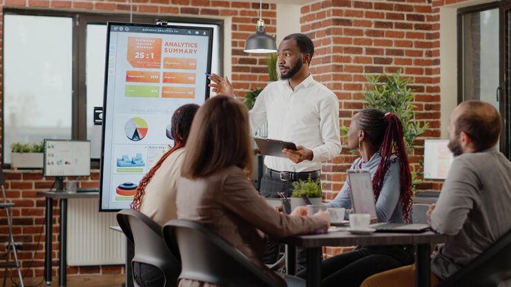 Strategic People & Performance Advisory.