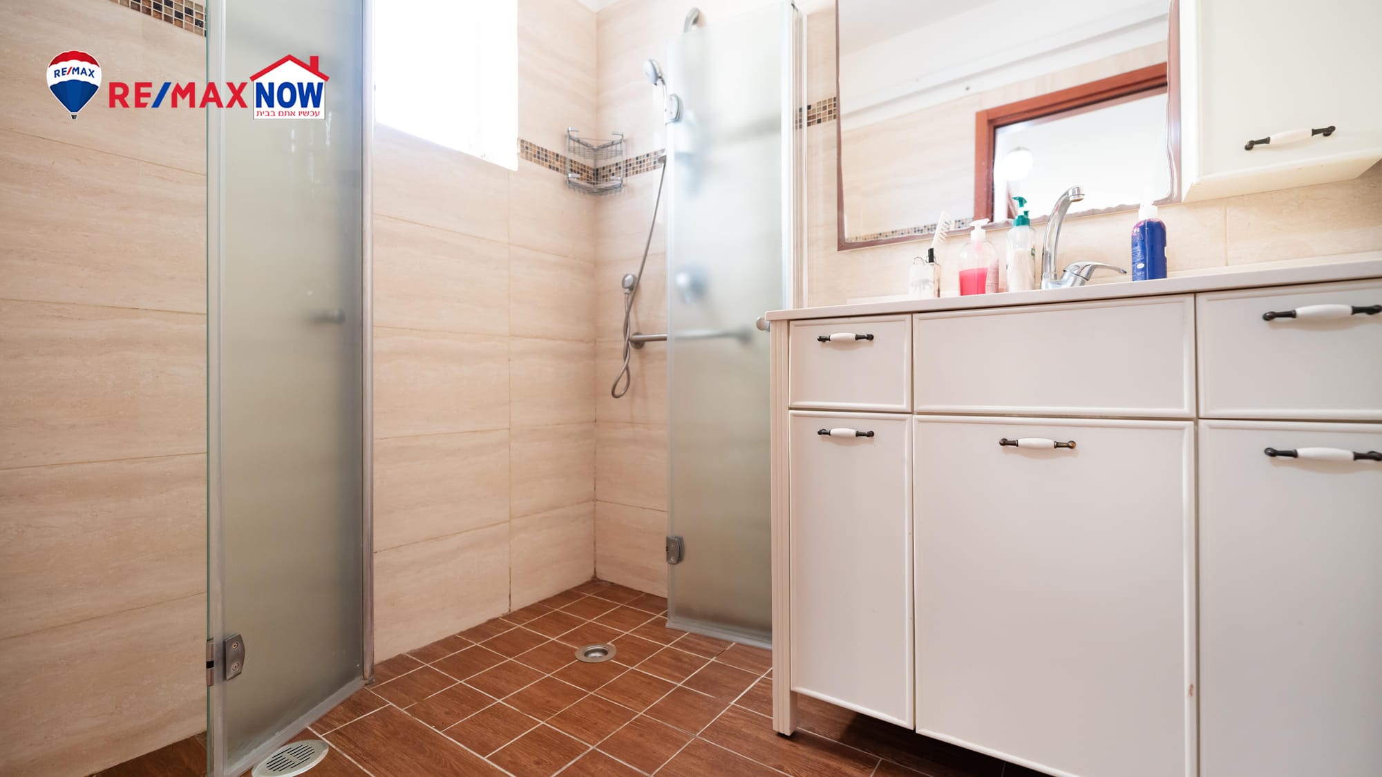 מחיר שיווק - 2,420,000 ש"ח