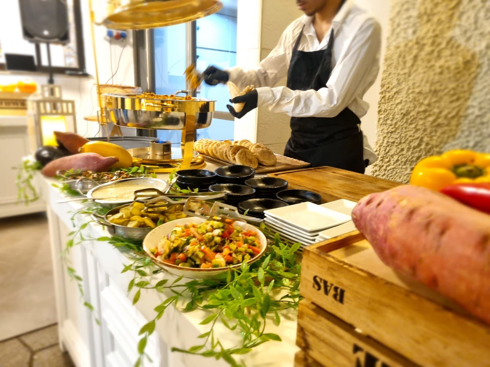 בופה בשרי או על האש – מה עדיף לאירוע קטן?