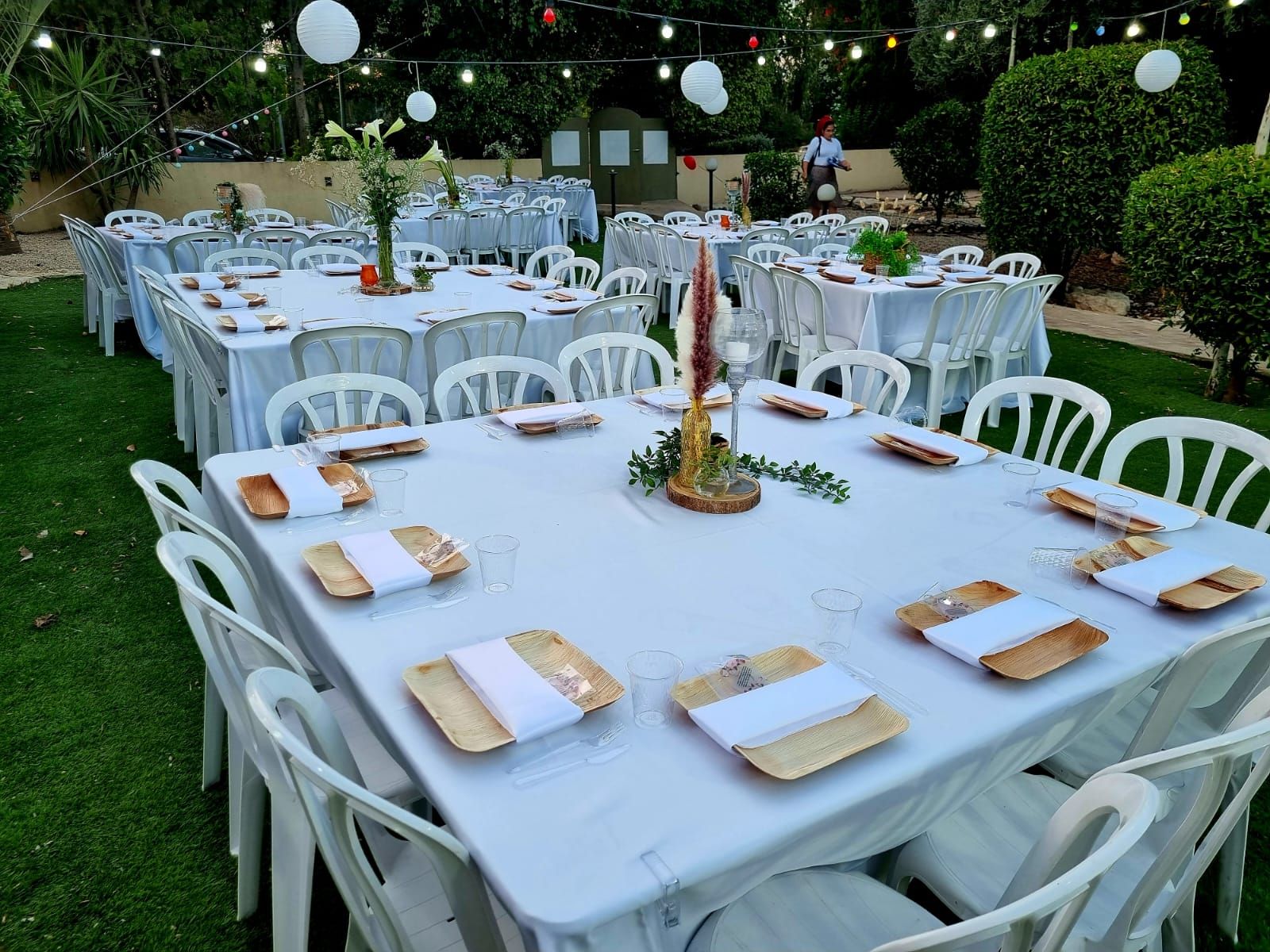 איך לבחור קייטרינג לאירוע ביתי - המדריך שיעשה לכם סדר (וירגיע)