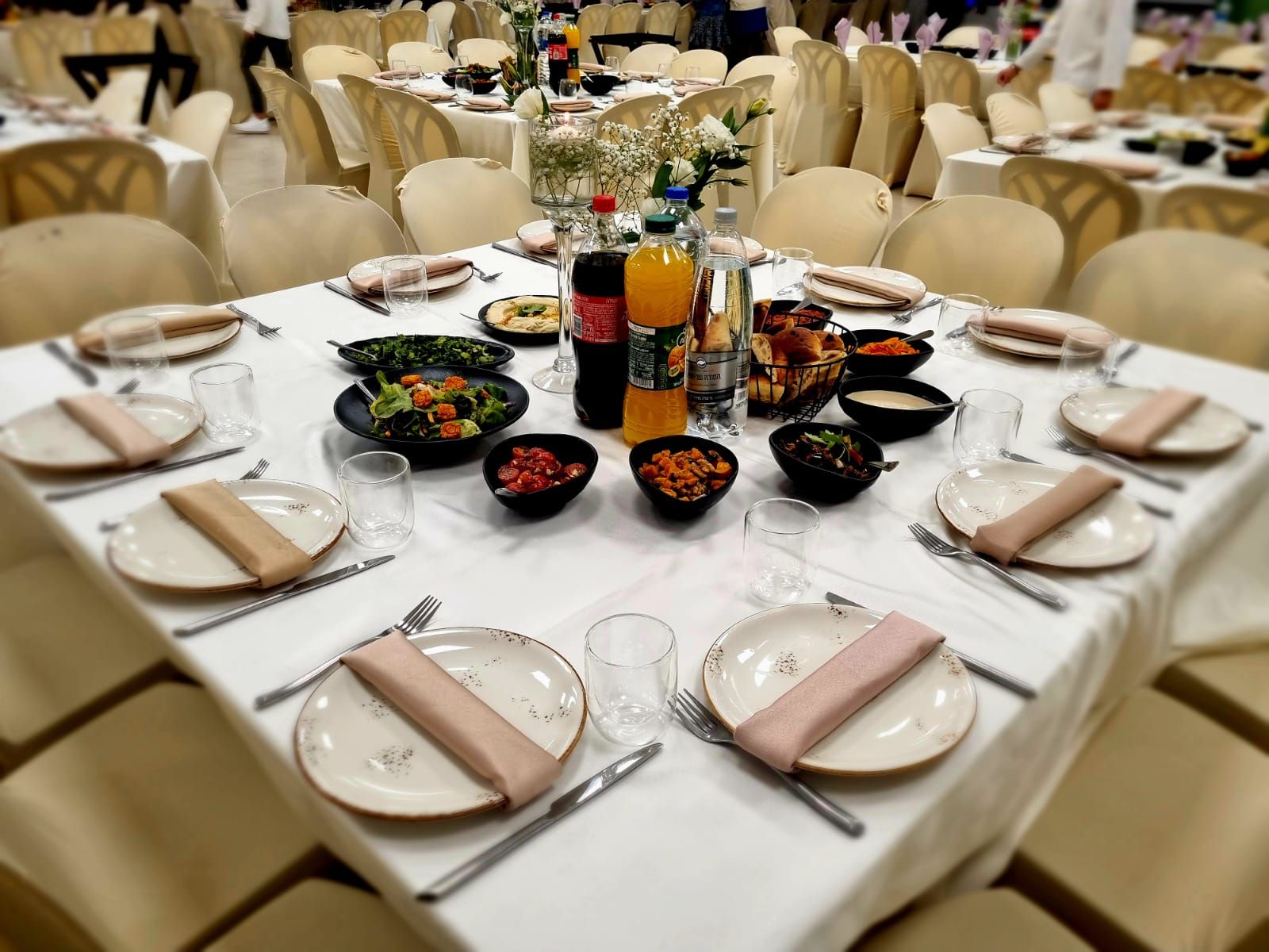 איך לתכנן אירוע משפחתי בבית