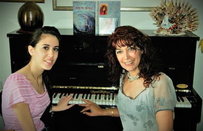 שירי האלבום &quot;מחזור אור, שיר ואישה&quot; image