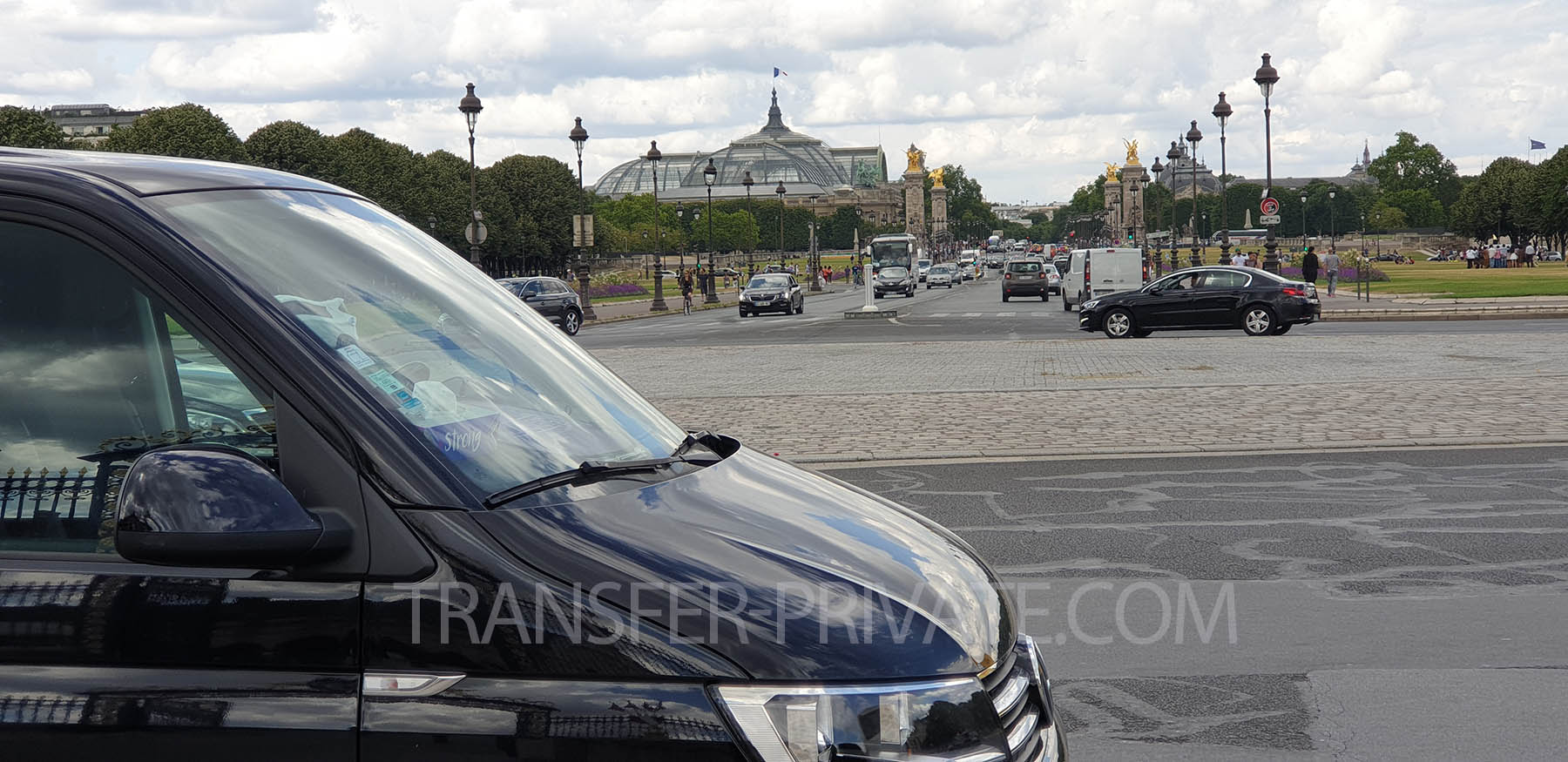 private van transfer cdg disneyland