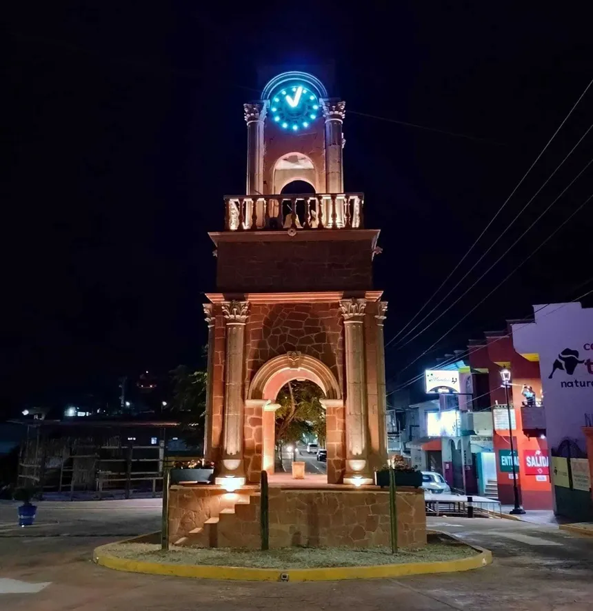 TORRE DEL RELOJ