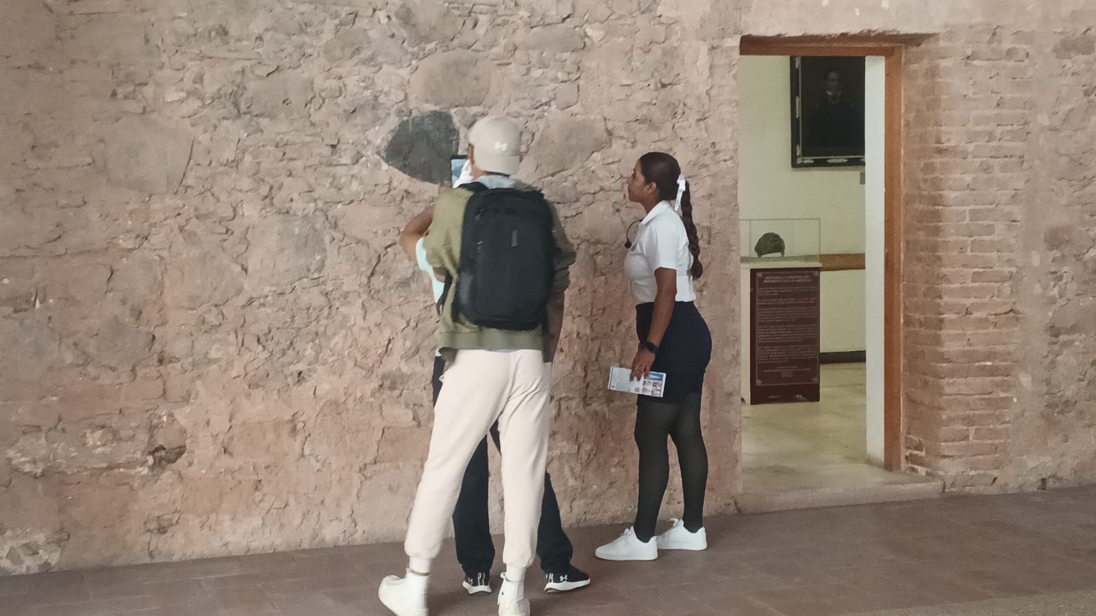 Visitas con recorridos guiados.