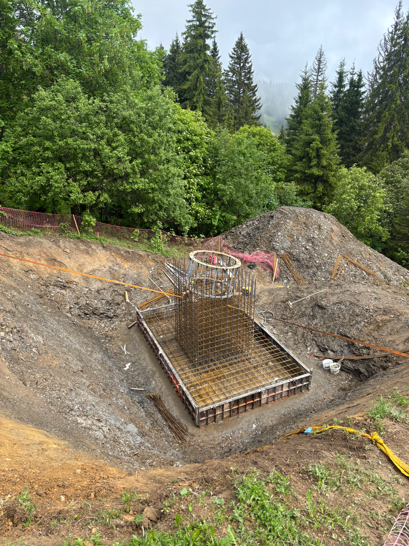 Gare G2 - Massifs pylônes Télécabine Beauregard 