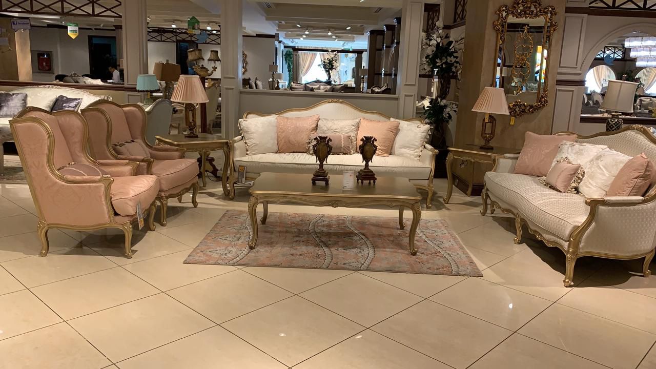 نشتري كنب مستعمل بجدة وجميع أنواع المفروشات 0567780019