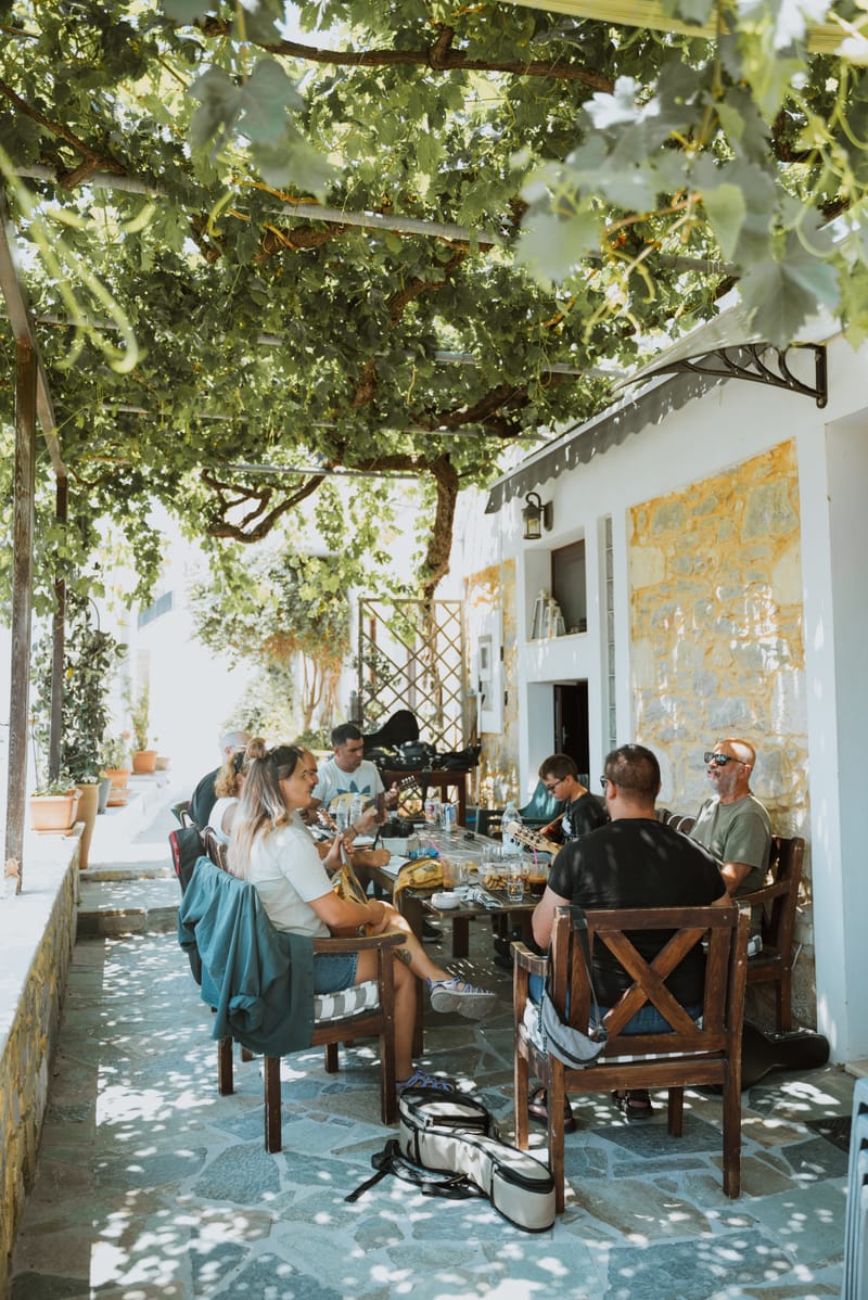 ΤΟ ΜΑΝΤΟΛΙΝΟ ΣΤΗΝ ΚΡΗΤΗ