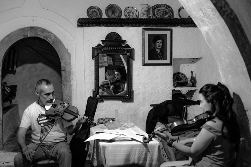 ΟΙ ΣΤΕΙΑΚΕΣ ΚΟΝΤΥΛΙΕΣ ΚΑΙ ΟΙ ΙΔΙΑΙΤΕΡΟΤΗΤΕΣ ΤΟΥΣ