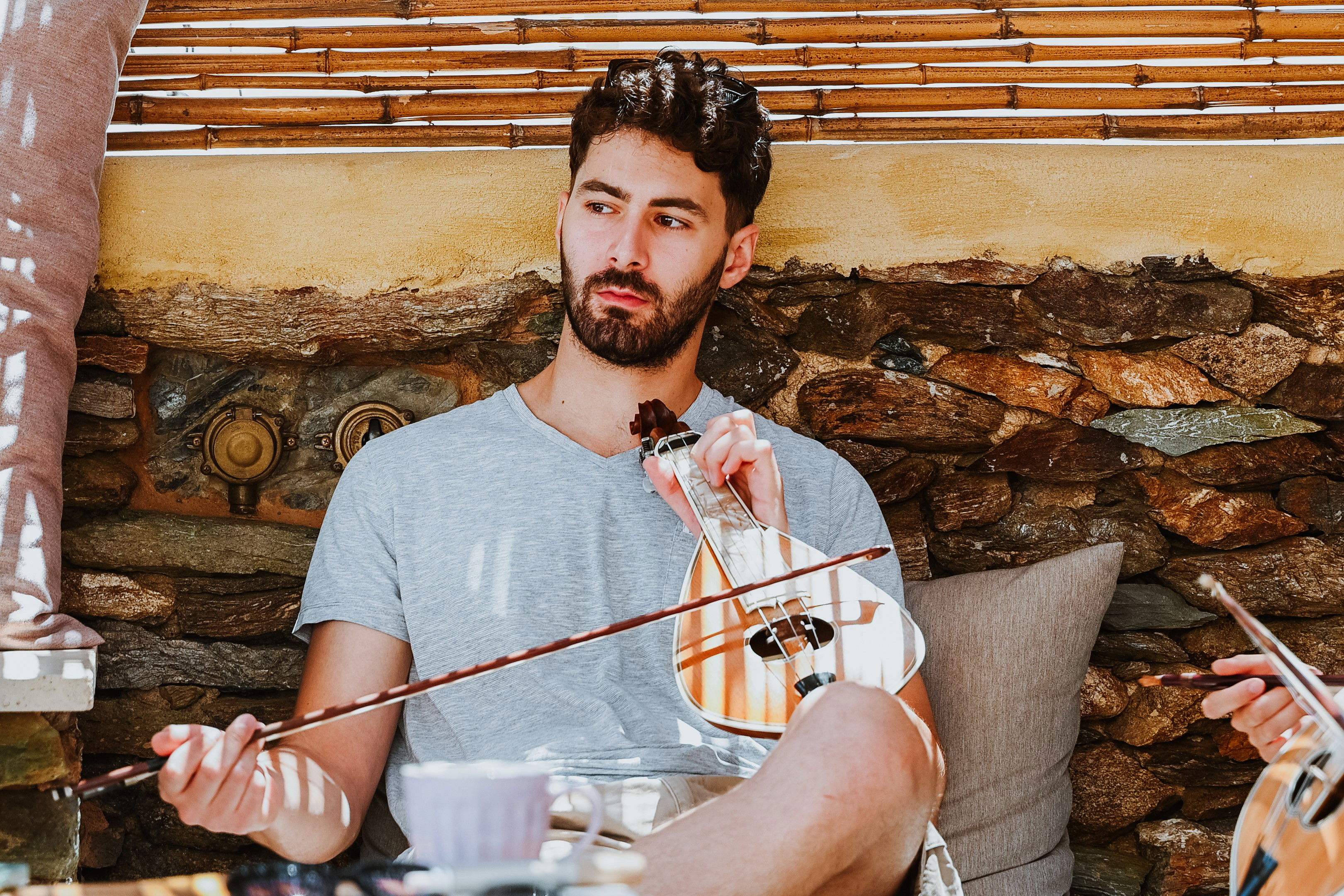 CRETAN LYRA: STUDY IN PRACTICE