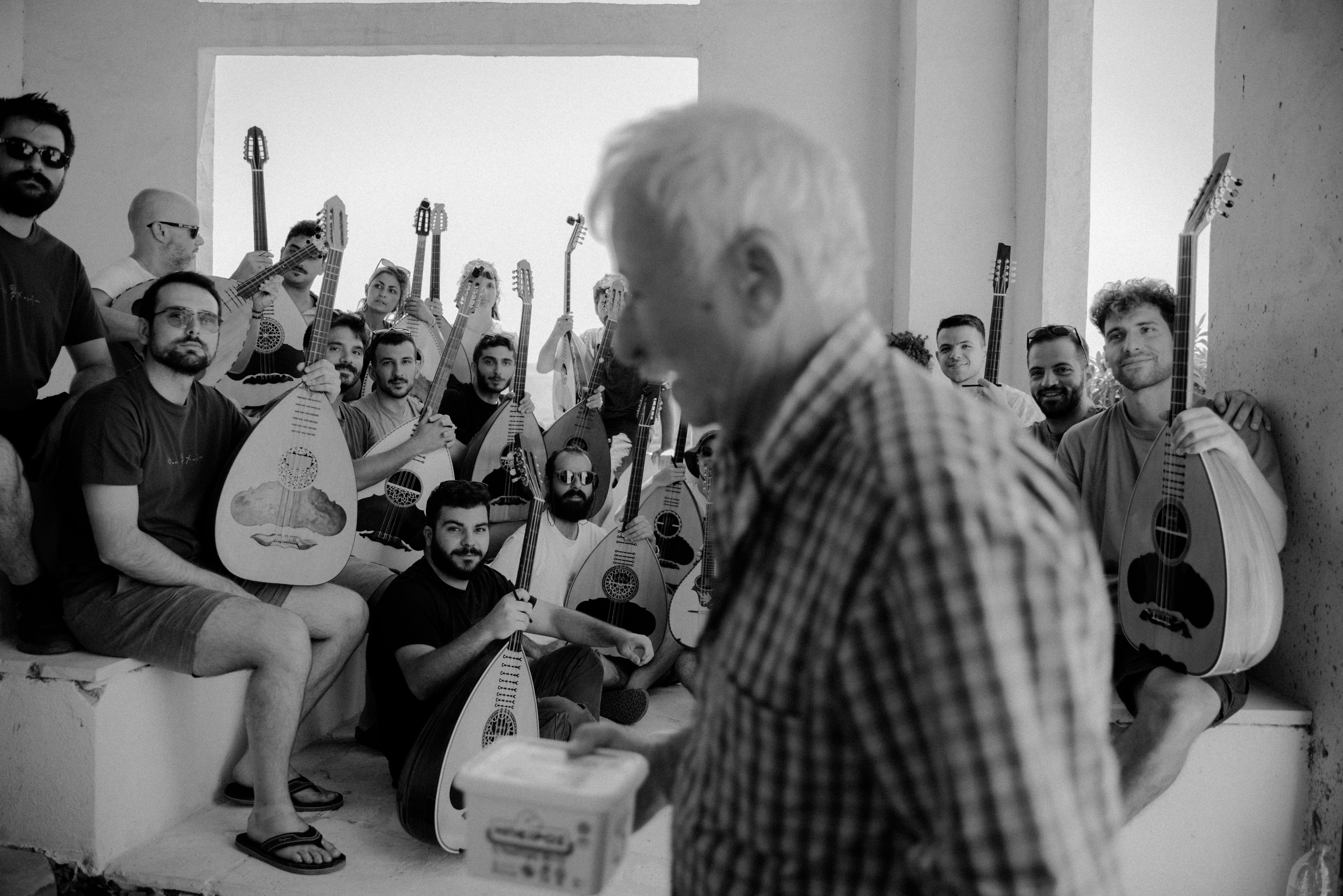 CRETAN LUTE: ROLE AND ADAPTABILITY