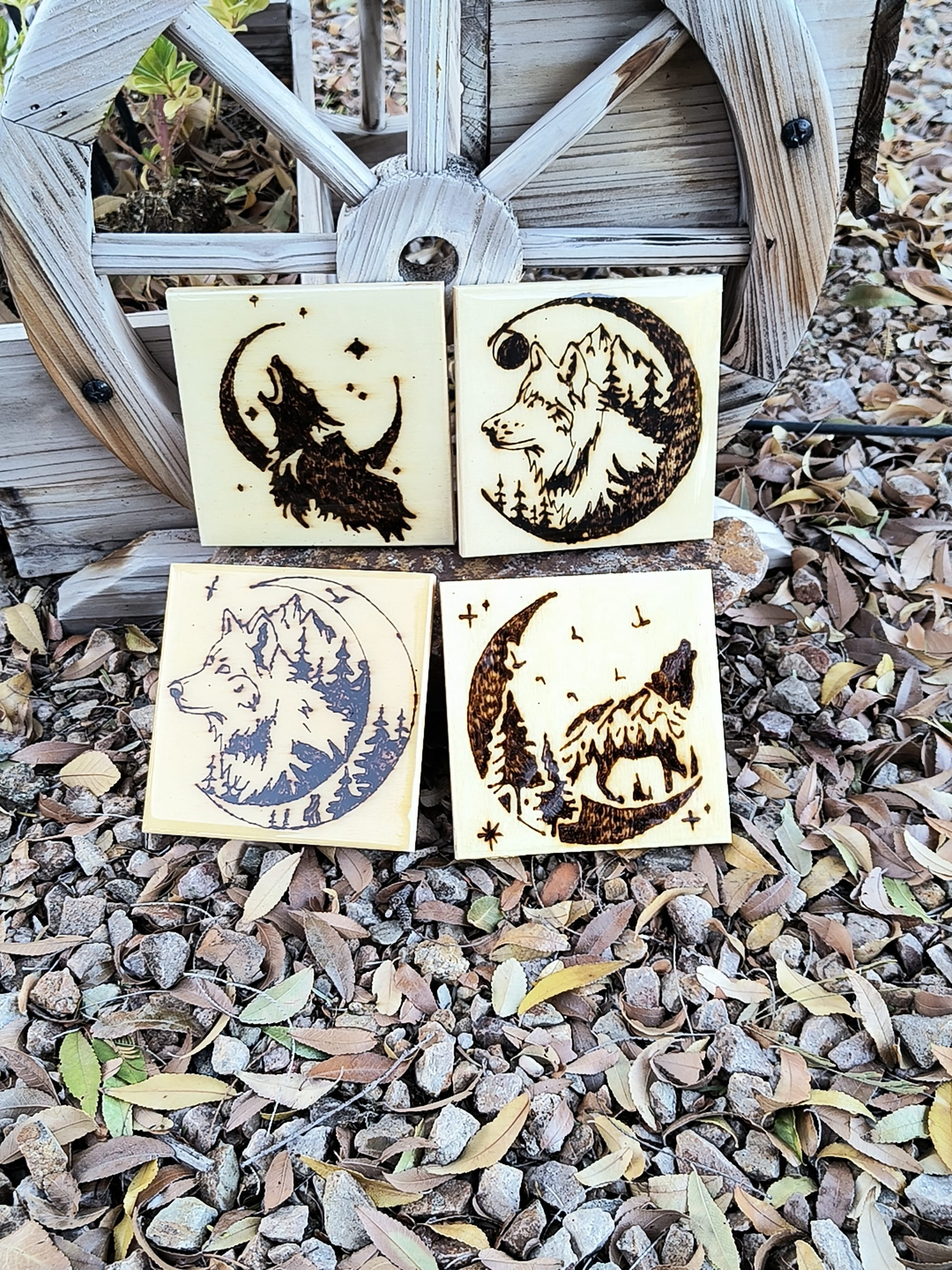 Cresent Moon Wolf (1 for $10 or 4 for $30)