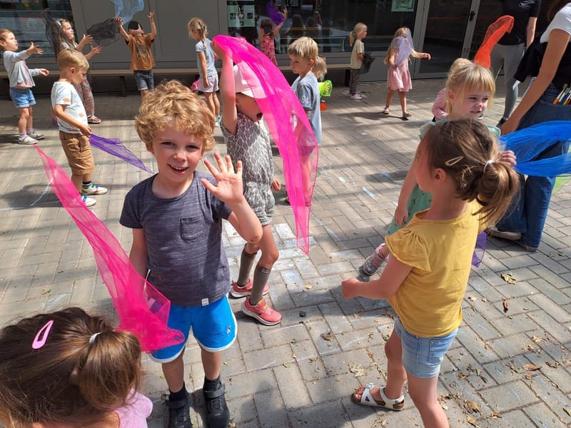Regenboogfeest kamp