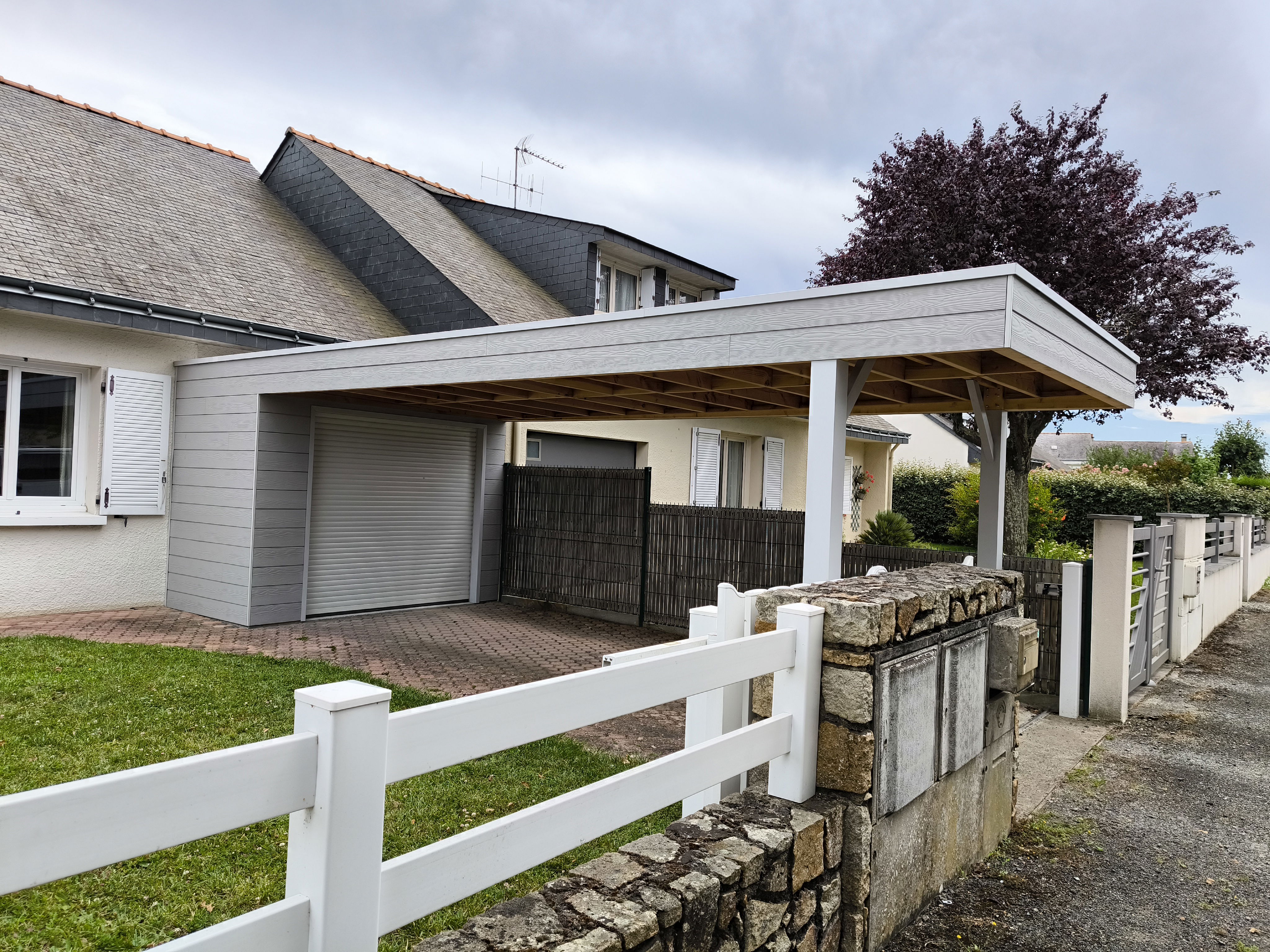 Carport sur mesure fabriqué à Saint-Barthélemy-D'anjou