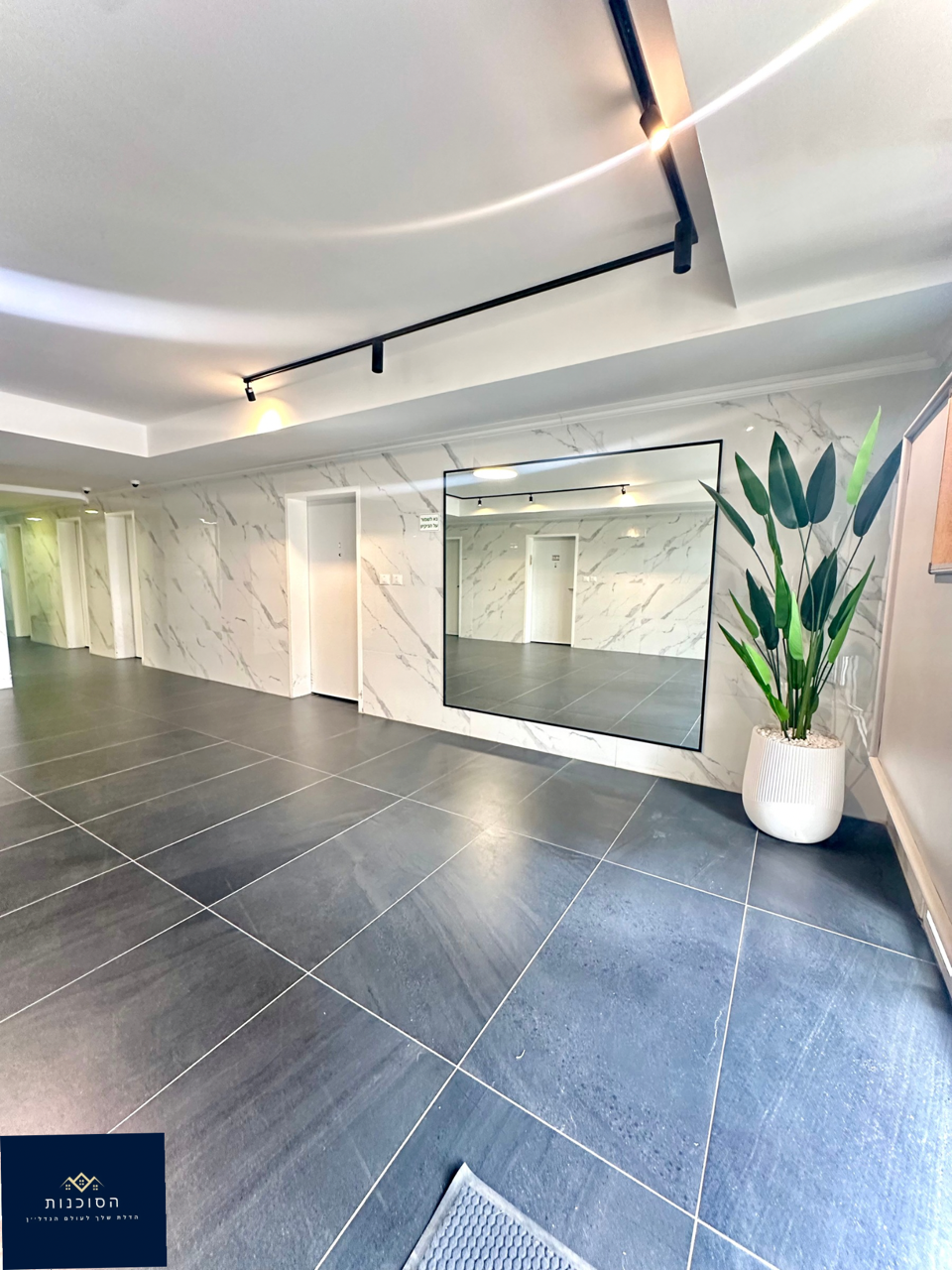 ✨ רחוב הדולב- דירת 3 חדרים ענקית XL