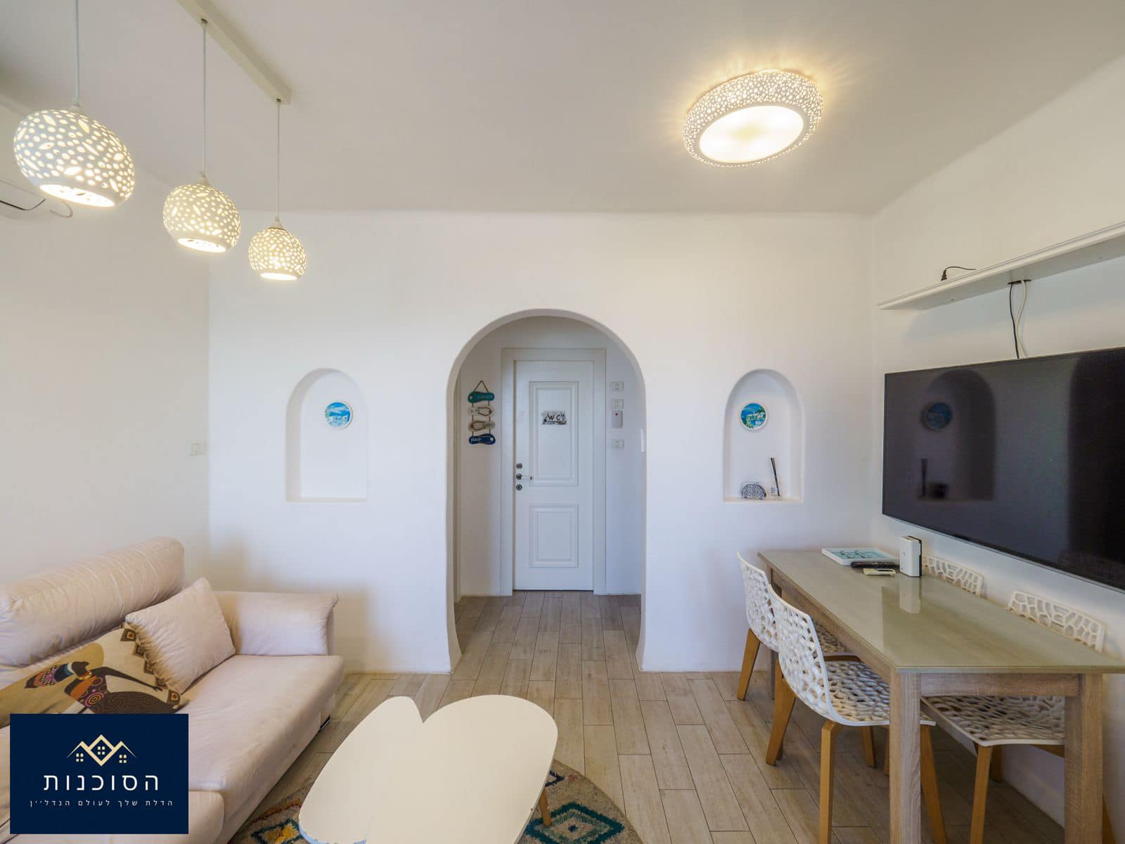 דירת נופש יוונית על קו החוף! 🌊✨