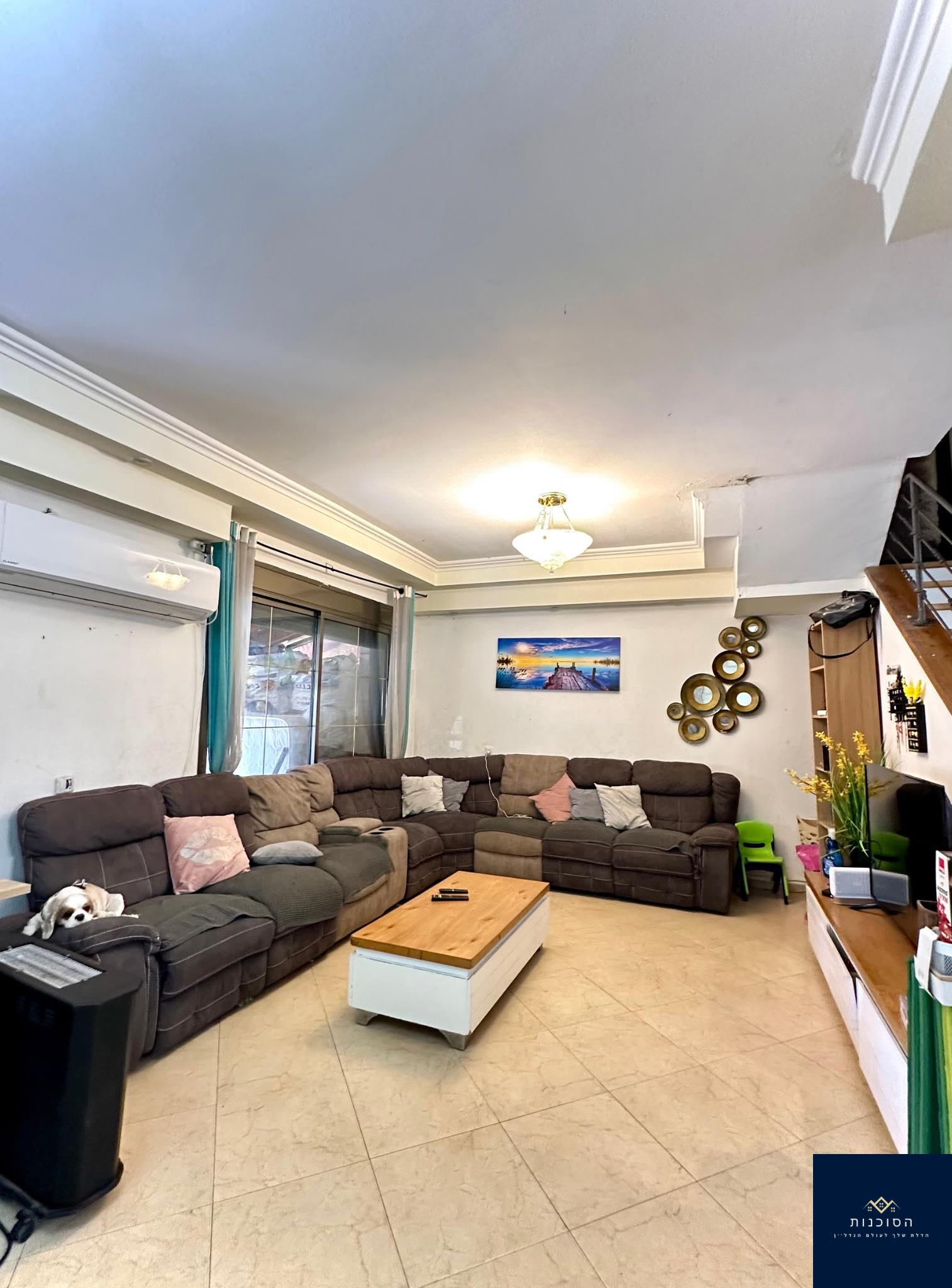 וילה דו-משפחתית ברחוב ויצמן המרכזי – בלב העיר, קרוב לכל מה שחשוב!