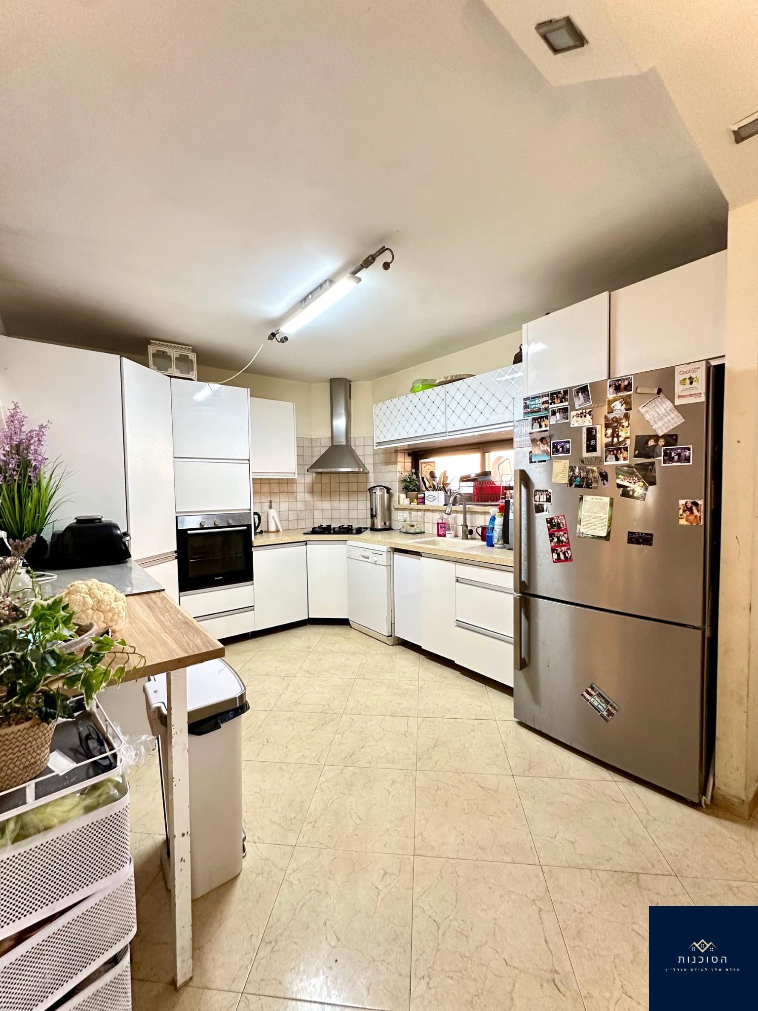 וילה דו-משפחתית ברחוב ויצמן המרכזי – בלב העיר, קרוב לכל מה שחשוב!