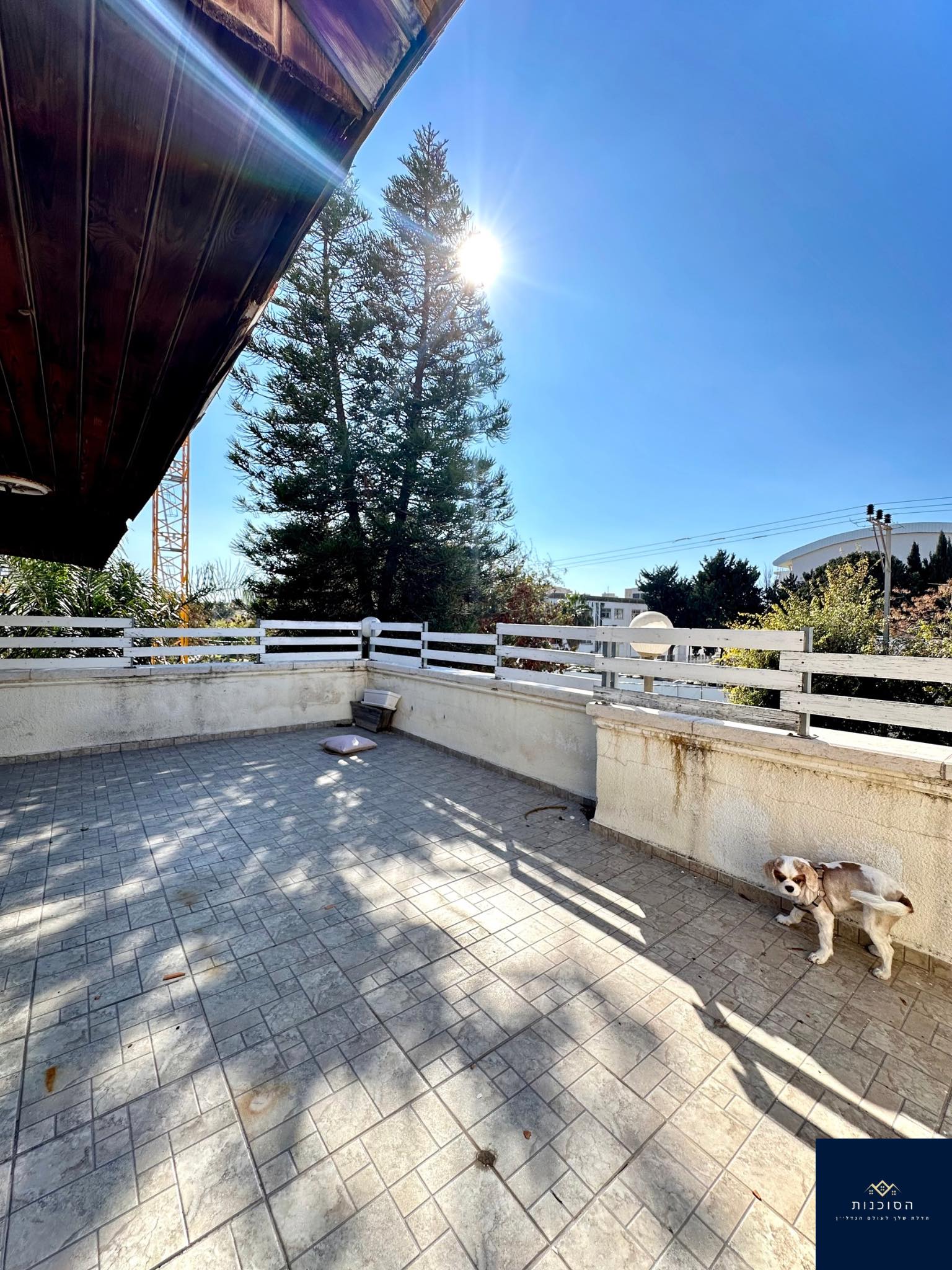 וילה דו-משפחתית ברחוב ויצמן המרכזי – בלב העיר, קרוב לכל מה שחשוב!