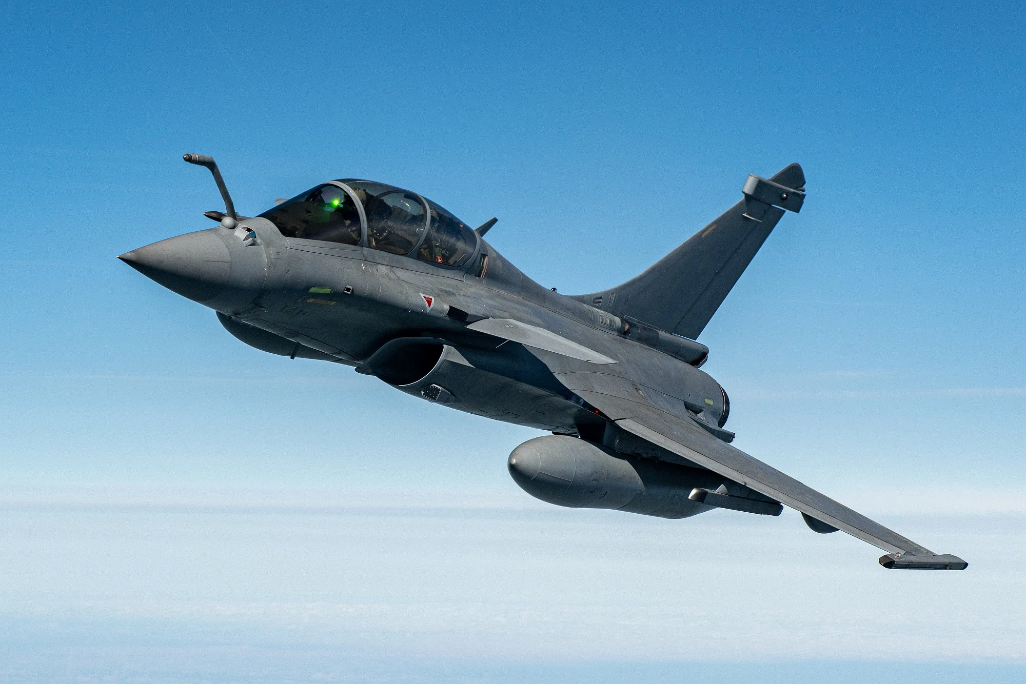 EL GOBIERNO SERBIO FIRMA UN CONTRATO DE ADQUISICIÓN DE 12 RAFALE