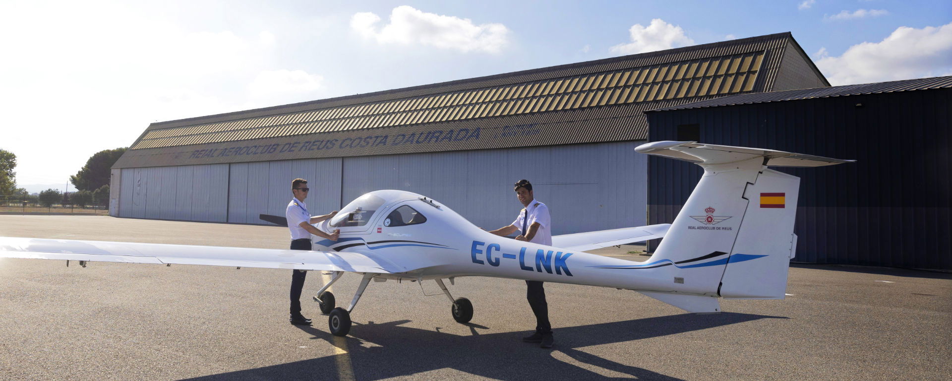 ¿QUÉ HA MOTIVADO QUE EL AEROCLUB DE REUS ABANDONE SU CIUDAD TRAS 90 AÑOS?