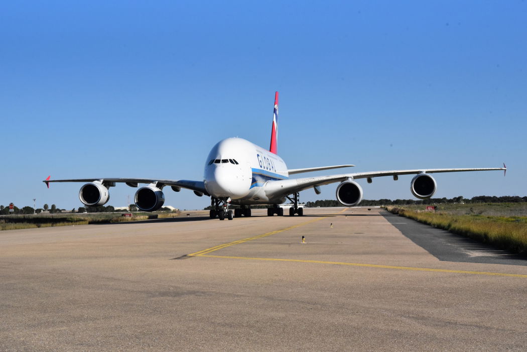 HI FLY  HACE HISTORIA CON LA LLEGADA DEL SEGUNDO A380 A PORTUGAL