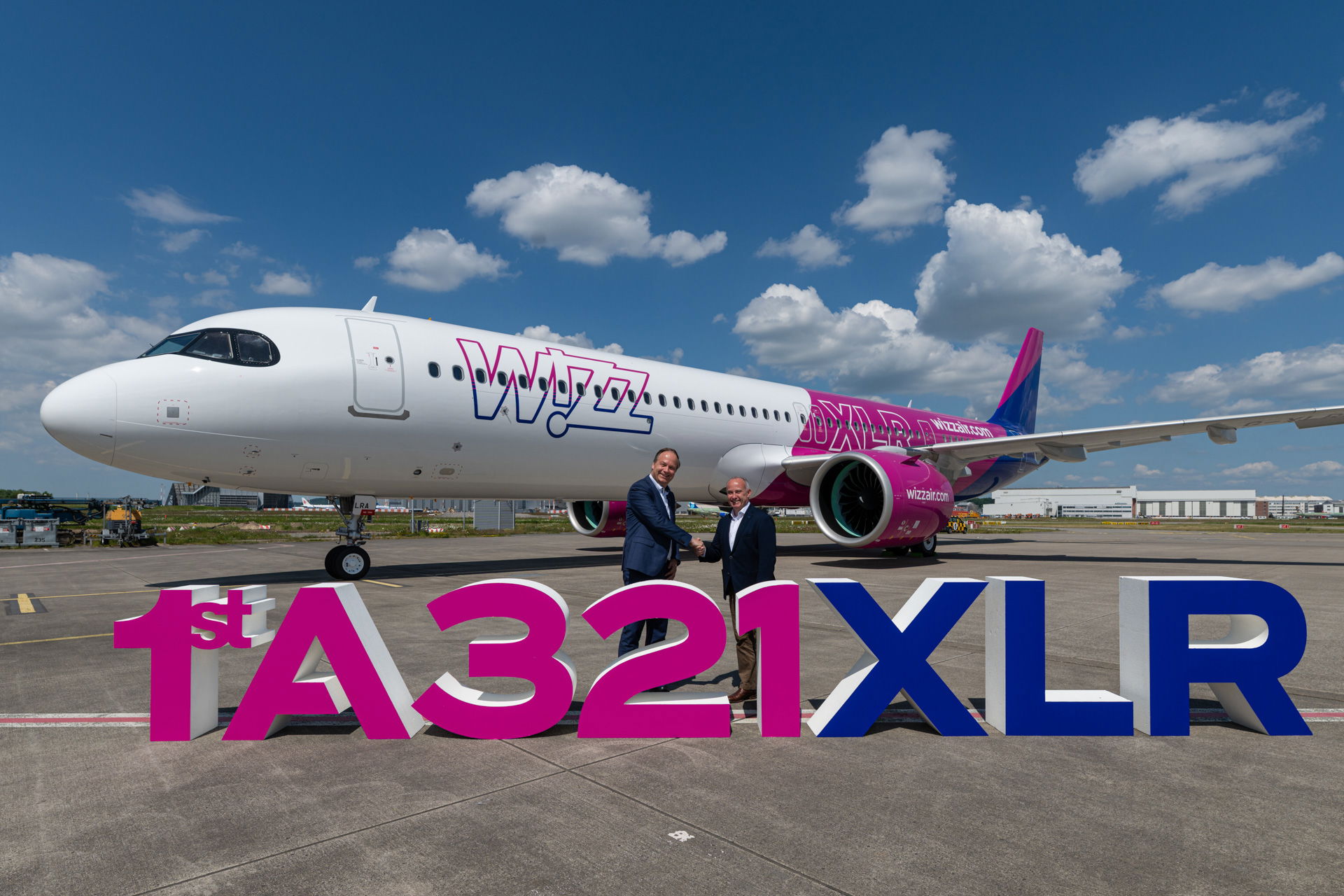 AIRBUS ENTREGA EL PRIMER A321XLR CON MOTOR PRATT & WHITNEY A WIZZ AIR.