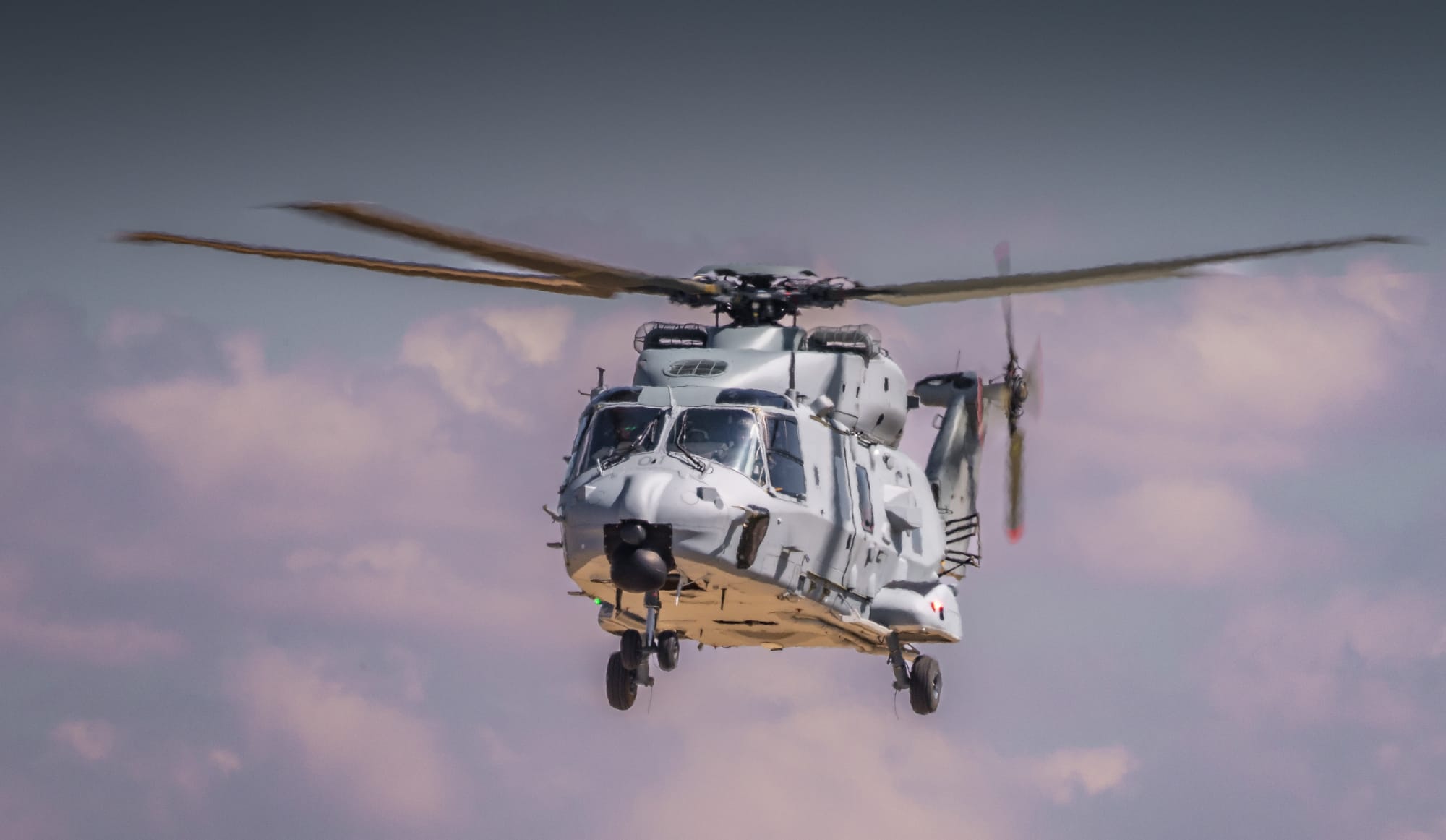 AIRBUS ENTREGA LOS DOS PRIMEROS HELICÓPTEROS DE TRANSPORTE TÁCTICO NH90 A LA ARMADA ESPAÑOLA.