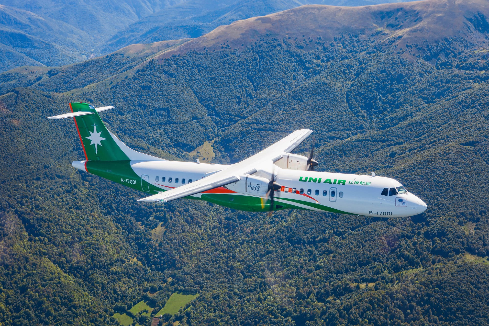 UNI AIR FIRMA UN PEDIDO DE 19 ATR 72-600.