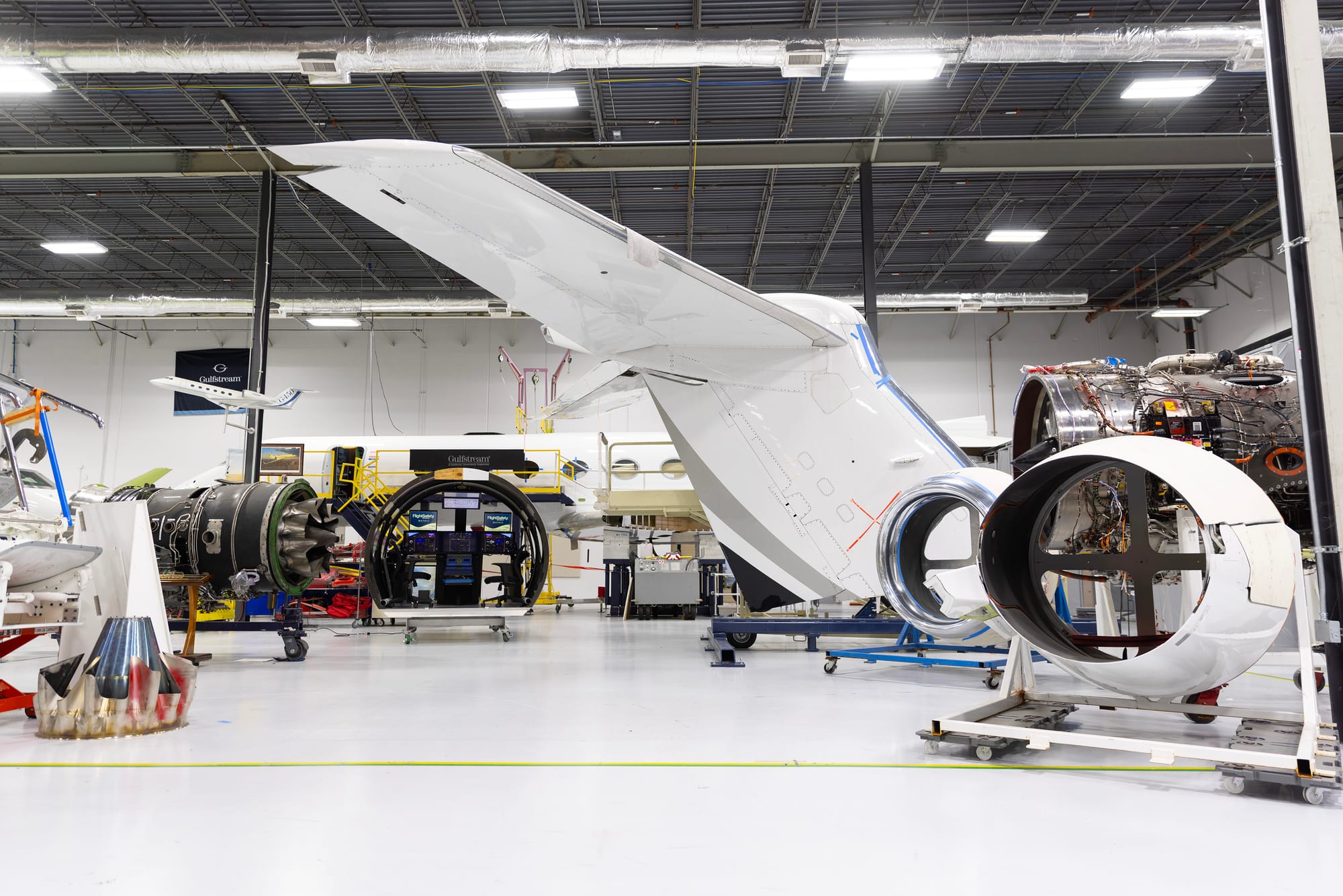 GULFSTREAM ABRE UN NUEVO CENTRO DE CAPACITACIÓN TÉCNICA EN MESA.