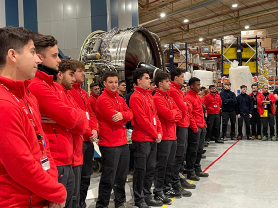 IBERIA MANTENIMIENTO PONE EN MARCHA UN CURSO PIONERO PARA FORMAR Y CONTRATAR TÉCNICOS DE MANTENIMIENTO DE MOTORES.