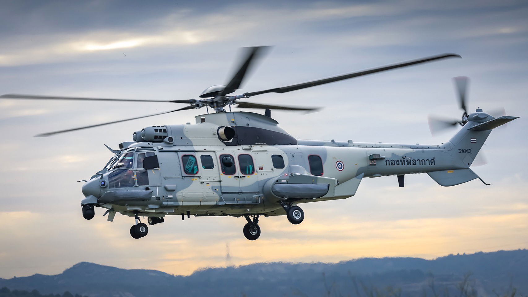 LA REAL FUERZA AÉREA TAILANDESA INCORPORA DOS HELICÓPTEROS AIRBUS H225