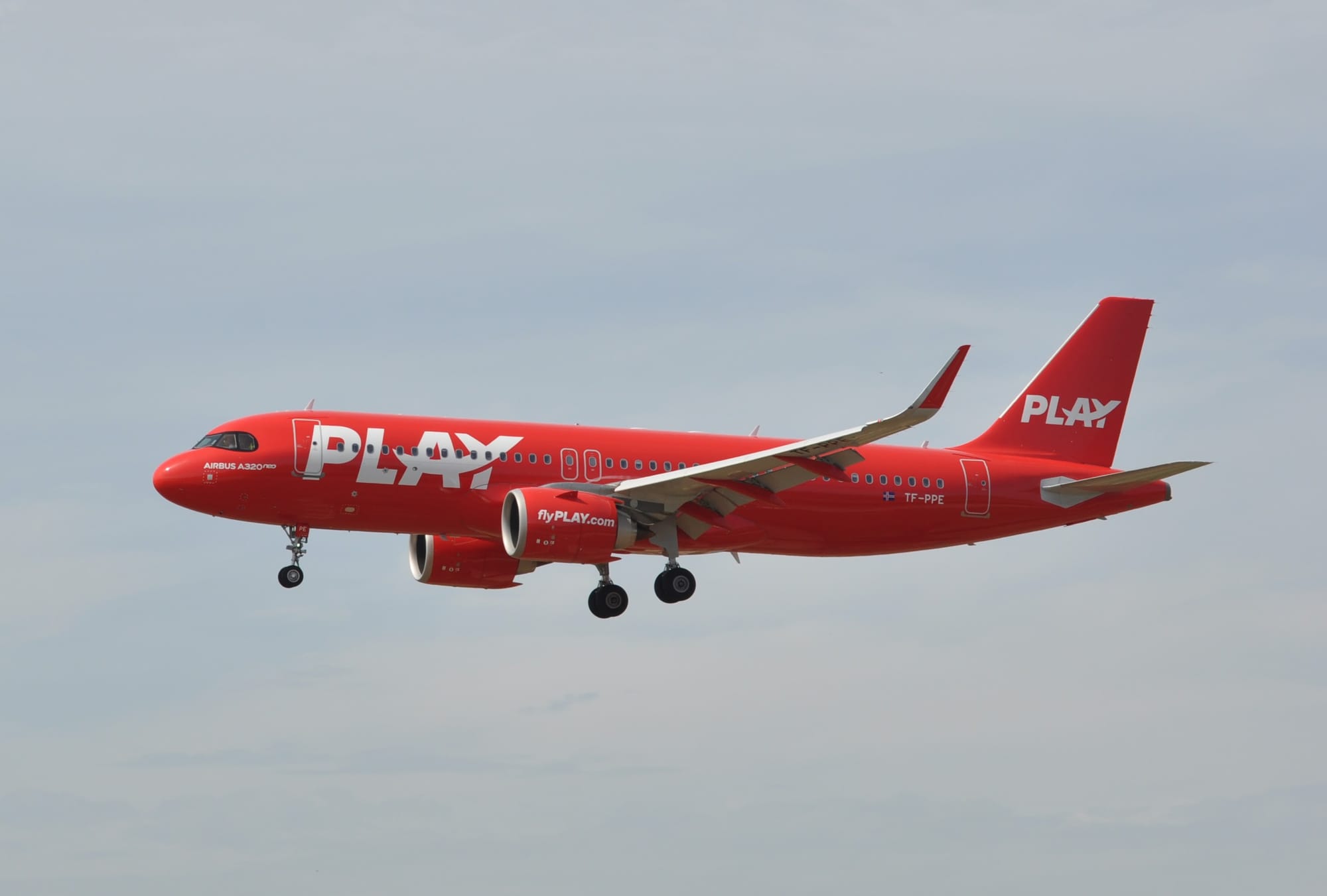 GAME OVER PARA PLAY AIRLINES
