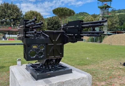 Beretta Debuts an Automated 8-Barrel "Drone Killer" System