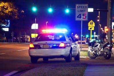 Cop Pulls Over Speeding Car – Ends Up Delivering a Baby on the Side of the Road