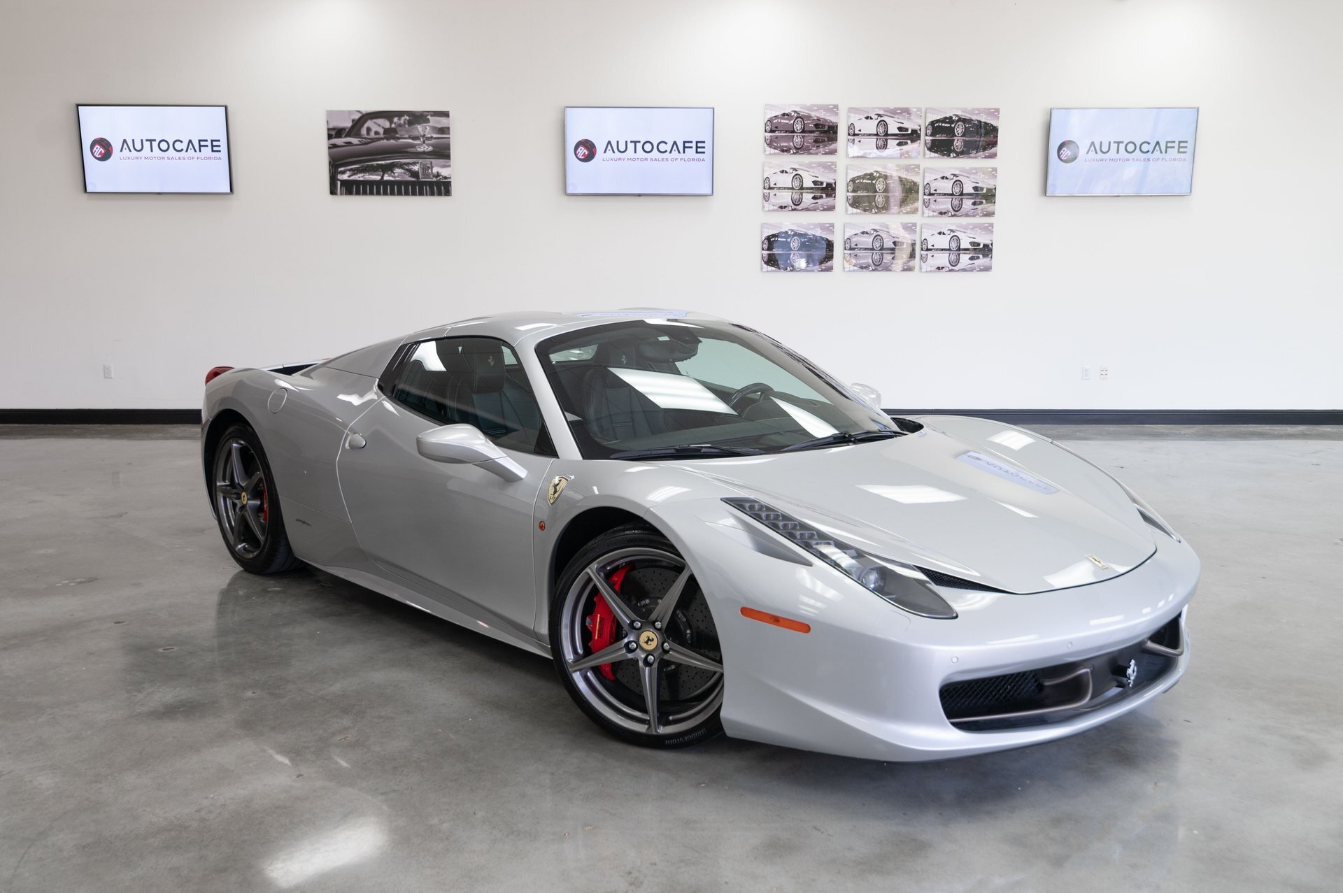 2014-ferrari-458-italia-2dr-conv Via Auto Cafe.