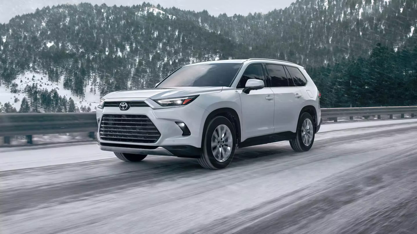 2024 Toyota Grand Highlander exterior design.