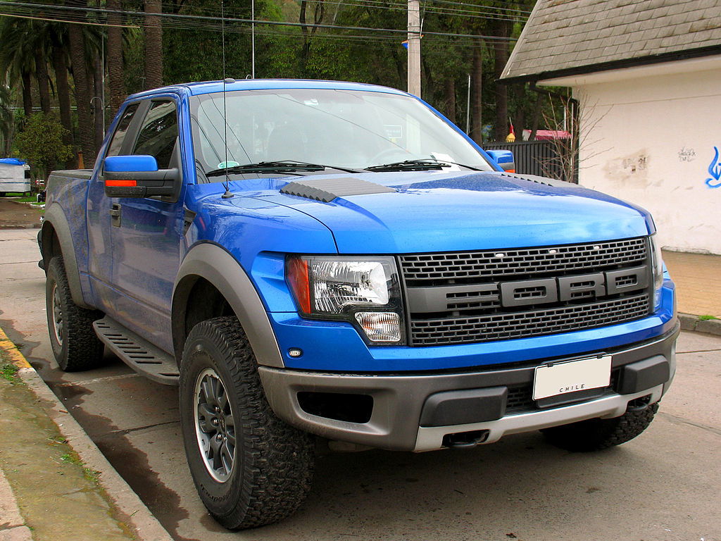 Best pickup trucks for Nigerian roads - Ford_F-150_SVT_Raptor_2011 order_242 via Wikimedia.