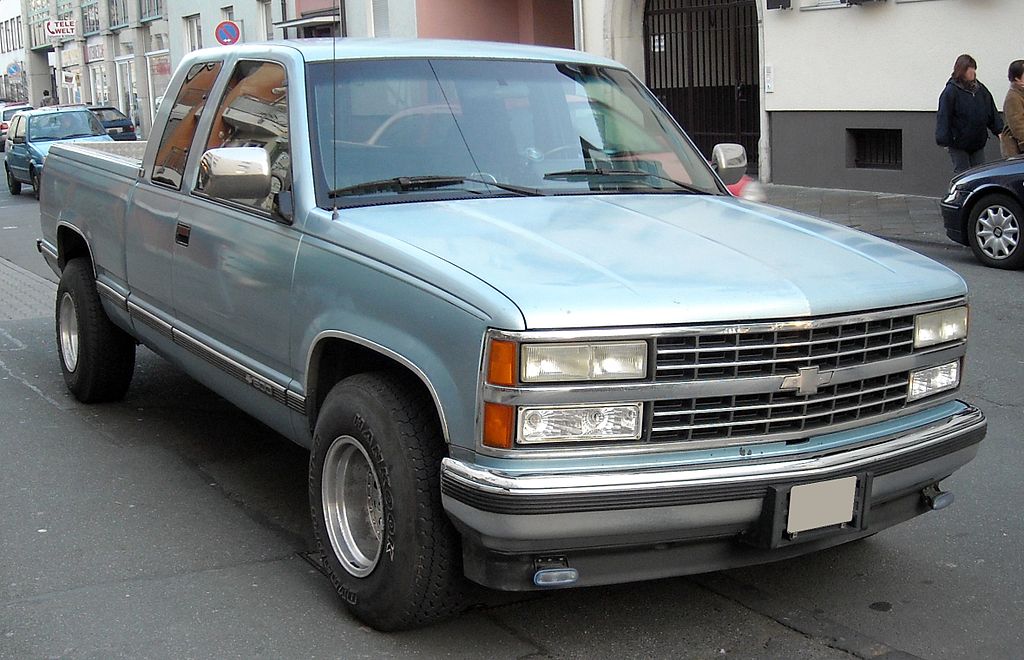 Toughest pickup trucks on earth - Chevrolet_K5_Blazer_III_front Rudolf Stricker via Wikimedia.