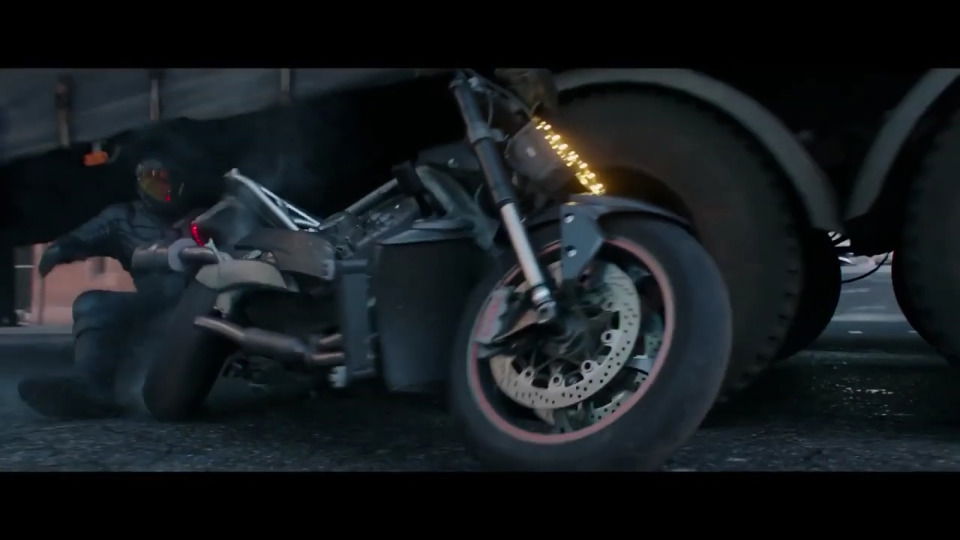 Idris Elba's bike in Hobbs and Shaw.