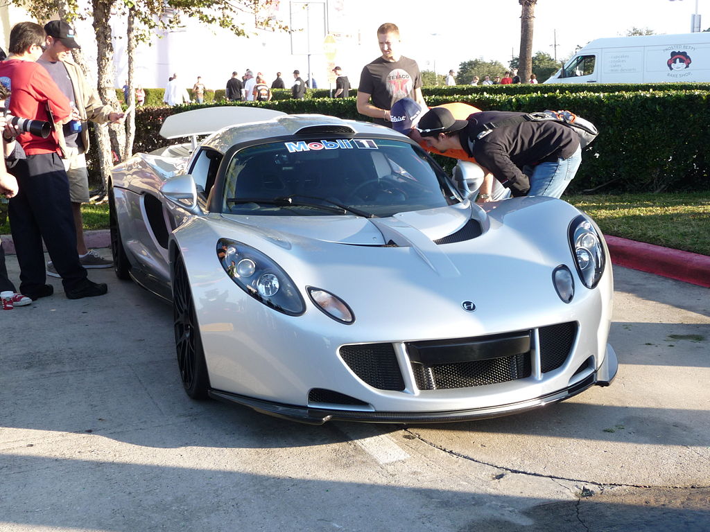 Rare cars - 2010 Hennessey_Venom_GT Mystfire via Wikimedia.