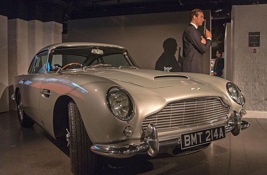 The most beautiful cars - Aston Martin DB5 Murgatroyd49 via Wikimedia.