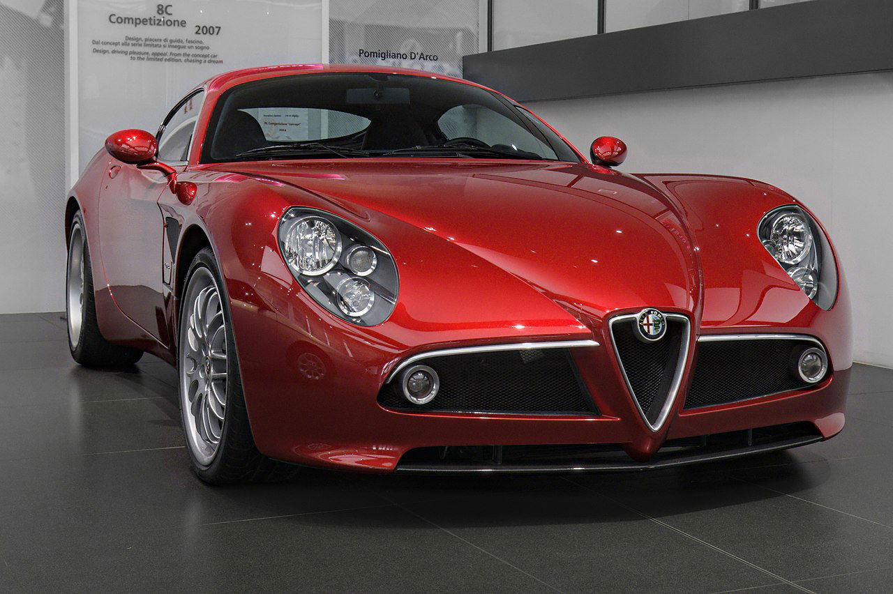 Beautiful cars - 2007 Alfa_Romeo_8C_Competizione Rob Oo via Wikimedia.