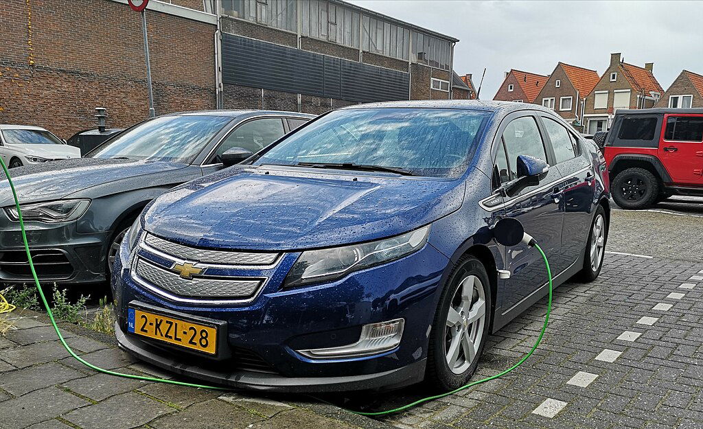 most expensive cars to own - Chevrolet_Volt crash71100 via Wikimedia.