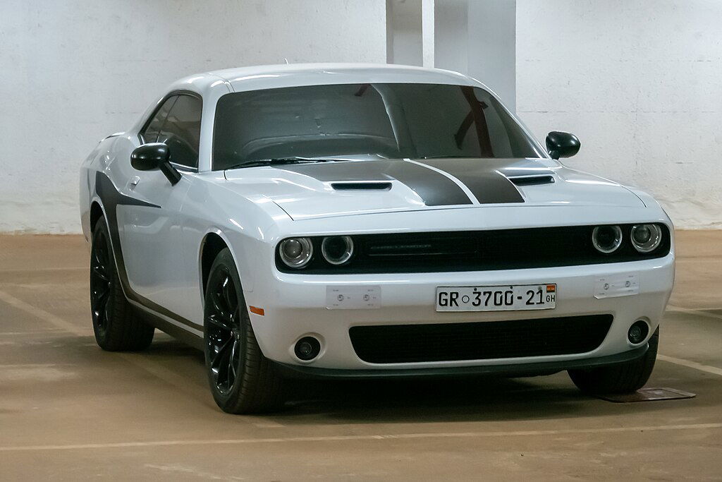 Cars with high maintenace costs - Dodge Challenger Matti Blume via Wikimedia.