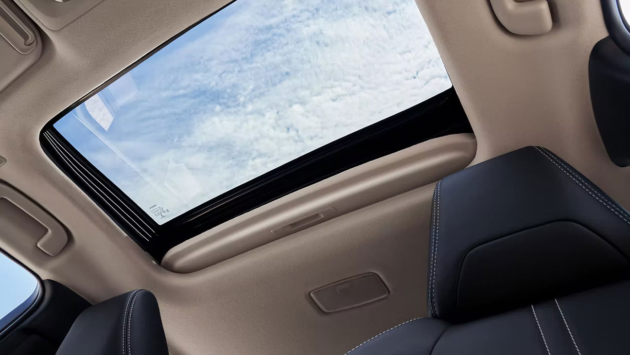 2023 Toyota Corolla moonroof.